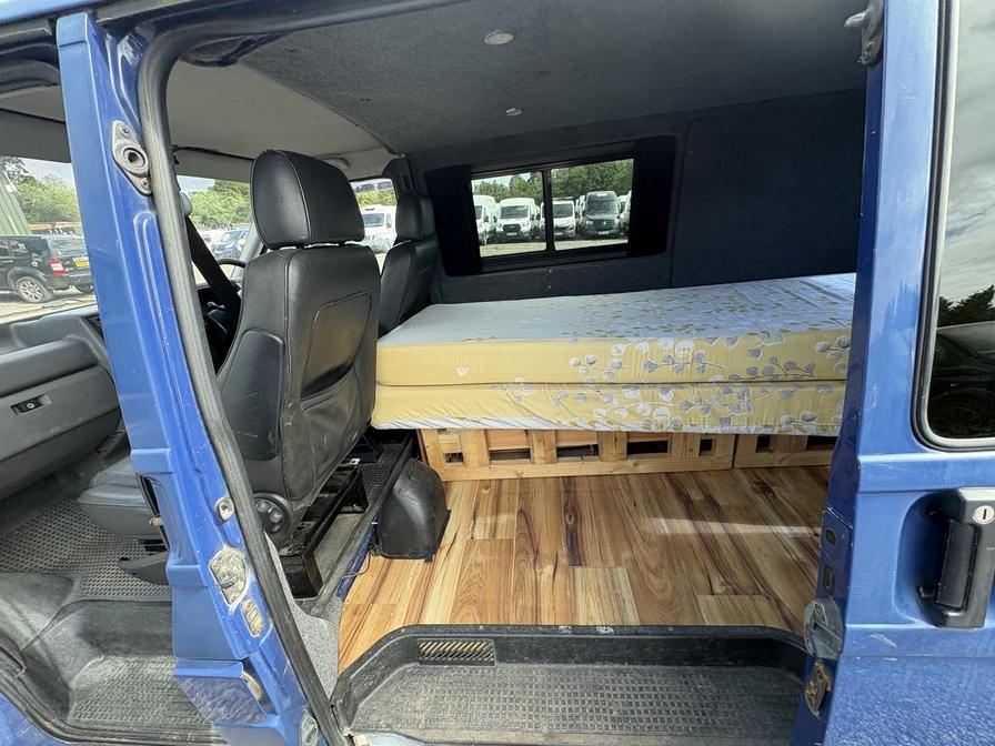 2001 Volkswagen Transporter – Model: 800 Special TD SWB – YC51HVU