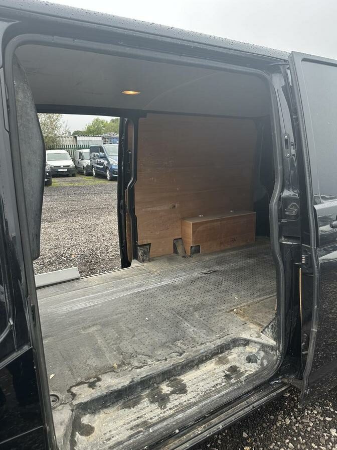 2013 Volkswagen Transporter – Model: Transporter T28 Highline 180 TDI LWB Auto – FN63VCA