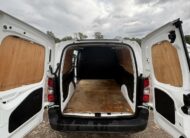 2021 Vauxhall Combo – Model: Combo 2300 Dynamic TD – DS21SZU