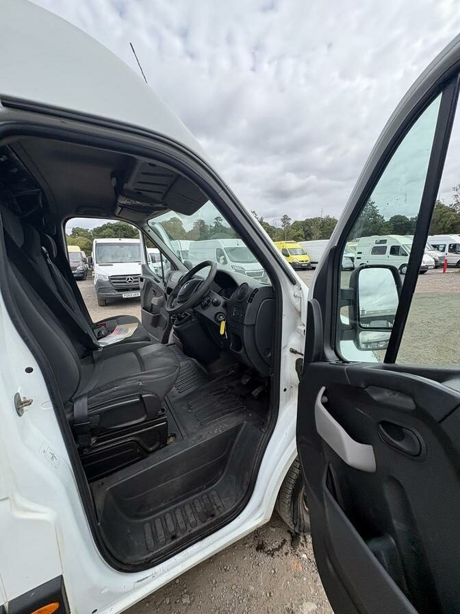 2015 Vauxhall Movano – Model: Movano F3500 L3H2 CDTi – WU65YWH