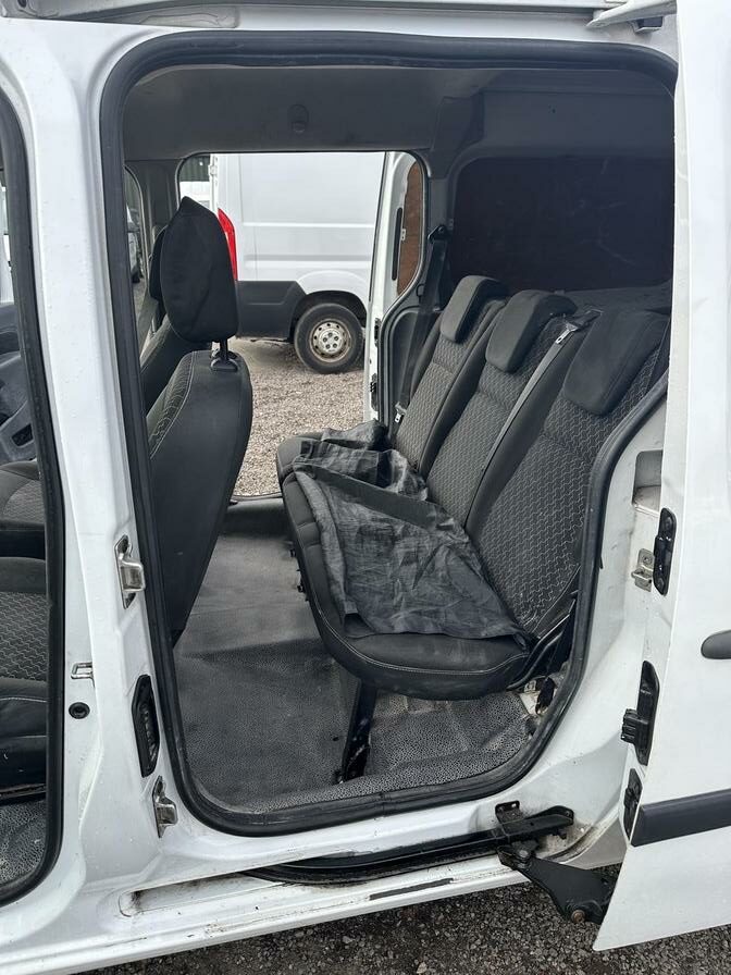 2016 Renault Kangoo Maxi – Model: Kangoo Maxi LL21 Business dCi – SJ16HLF