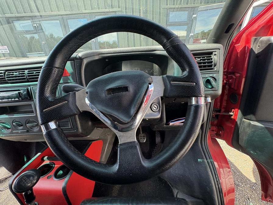 1997 Volkswagen Transporter – Model: 800 Special TD SWB – R204YTU