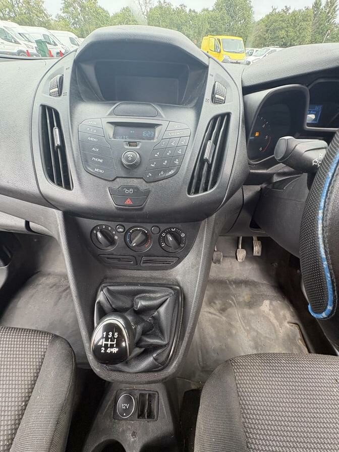 2015 Ford Transit Connect – Model: Transit Connect 220 – FG65OJM