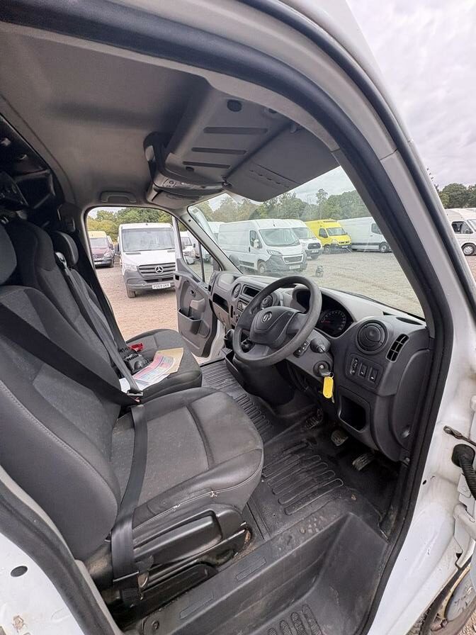 2015 Vauxhall Movano – Model: Movano F3500 L3H2 CDTi – WU65YWH