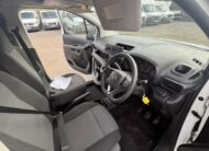 2021 Vauxhall Combo – Model: Combo 2000 Edition – WP71MFZ
