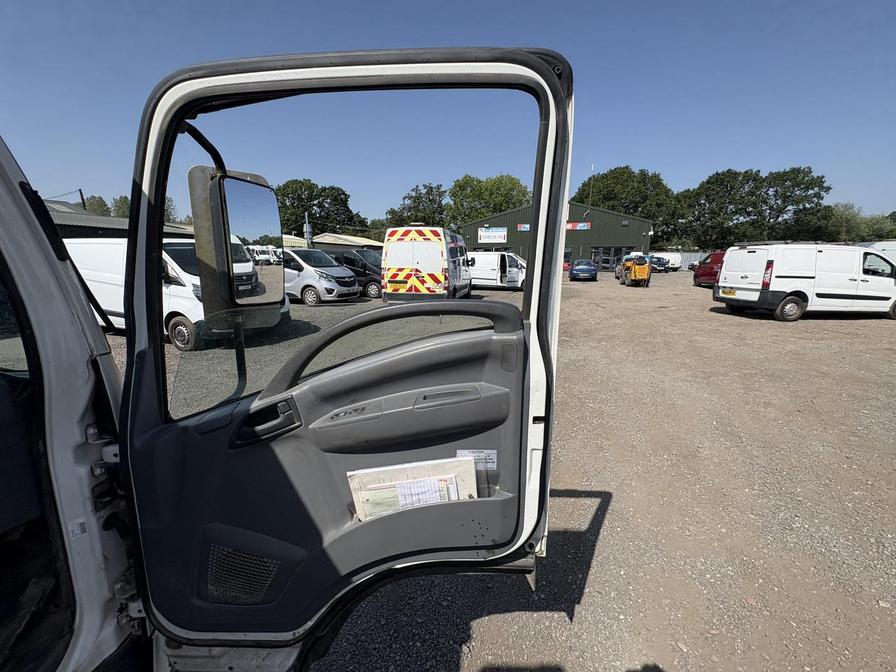 2019 Isuzu Grafter – Model: Grafter N35.125 – AJ19MAK