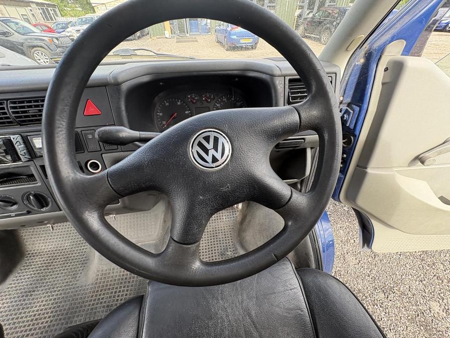 2001 Volkswagen Transporter – Model: 800 Special TD SWB – YC51HVU