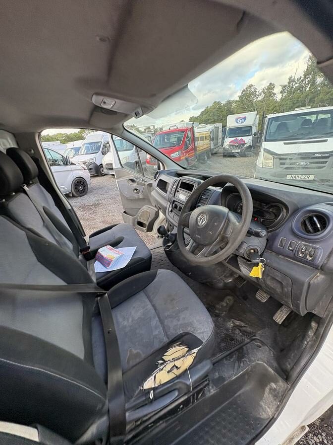 2014 Vauxhall Vivaro – Model: Vivaro  2700 CDTI – GL64HJG