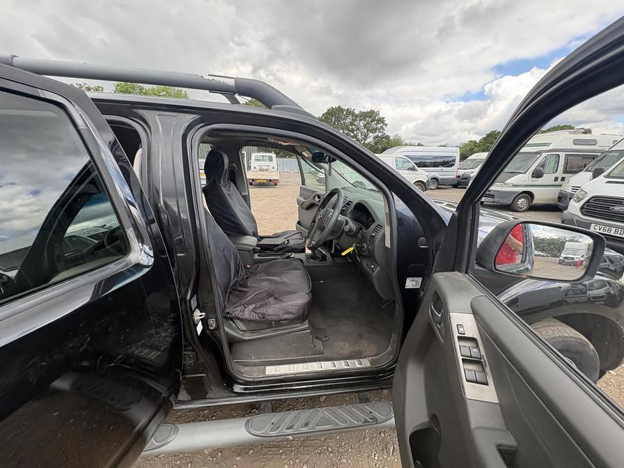 2009 Nissan Navara – Model: Navara Tekna Double Cab dCi – SH59AWV