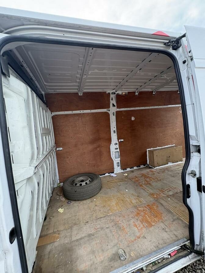 2021 Peugeot Boxer – Model: Boxer 435 Professional L4H2 Blue HDi – LG21VLF