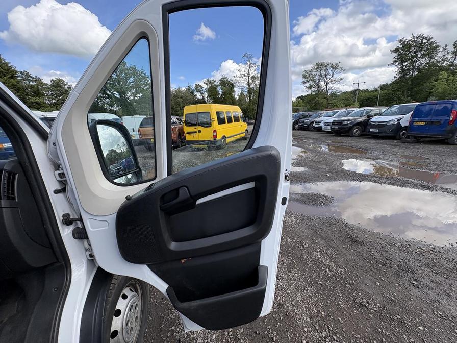 2022 Citroen Relay – Model: Relay 35 Heavy L4H3 Enterprise Blue HDi S/S – KV22HTE