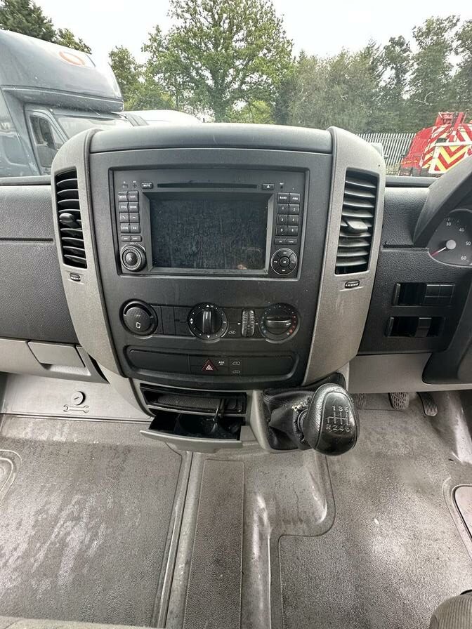 2011 Volkswagen Crafter – Model: Crafter 35 Blue TDI 108 M – KR11ZKU