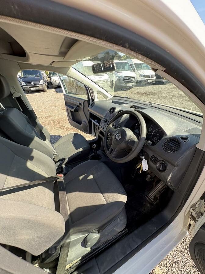 2015 Volkswagen Caddy – Model: Caddy C20 Startline TDI – AF15BVD