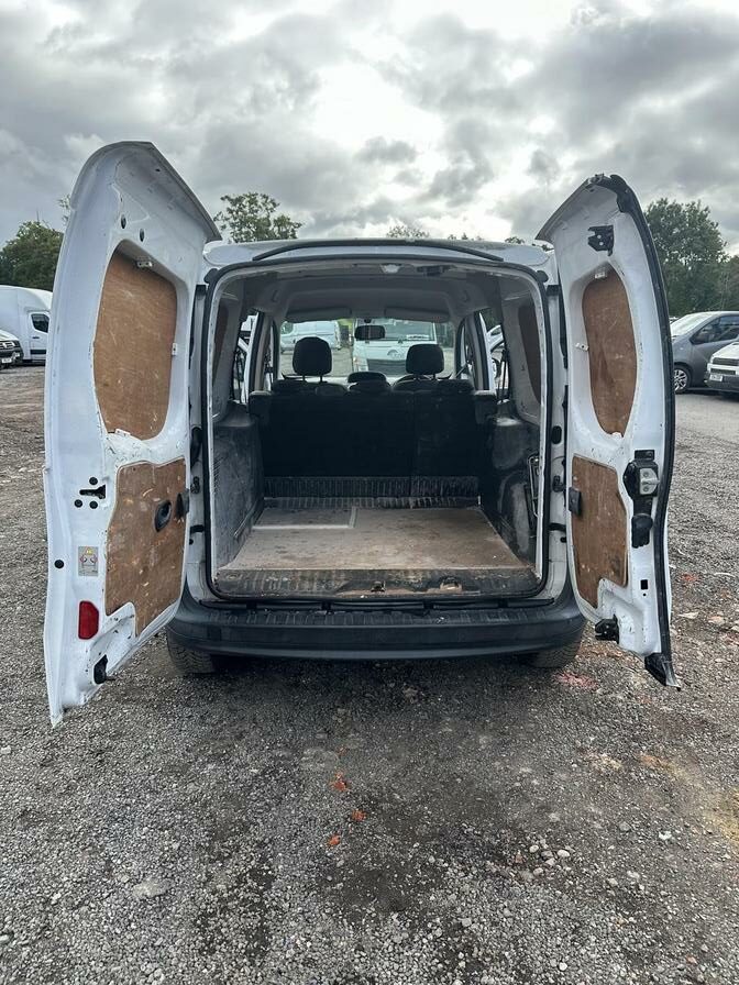 2016 Renault Kangoo Maxi – Model: Kangoo Maxi LL21 Business dCi – SJ16HLF