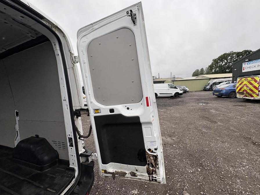 2020 Ford Transit – Model: Transit 290 Trend EcoBlue – YR70TTE