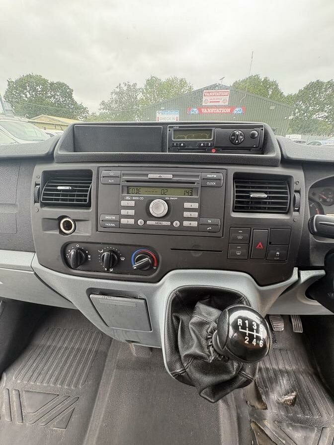 2011 Ford Transit – Model: Transit 115 T430 17s RWD – CV61ZKC