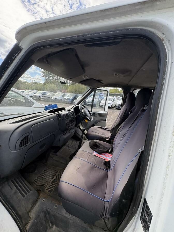 2004 Ford Transit – Model: Transit 350 LWB – MK54KWG