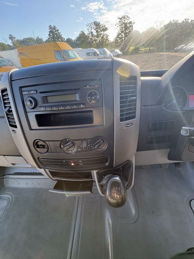2009 Volkswagen Crafter – Model: Crafter CR35 109 LWB – RV59HLE