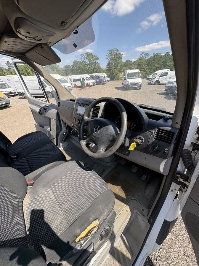 2010 Mercedes-Benz Sprinter – Model: Sprinter 209 CDi MWB – YN10CKO