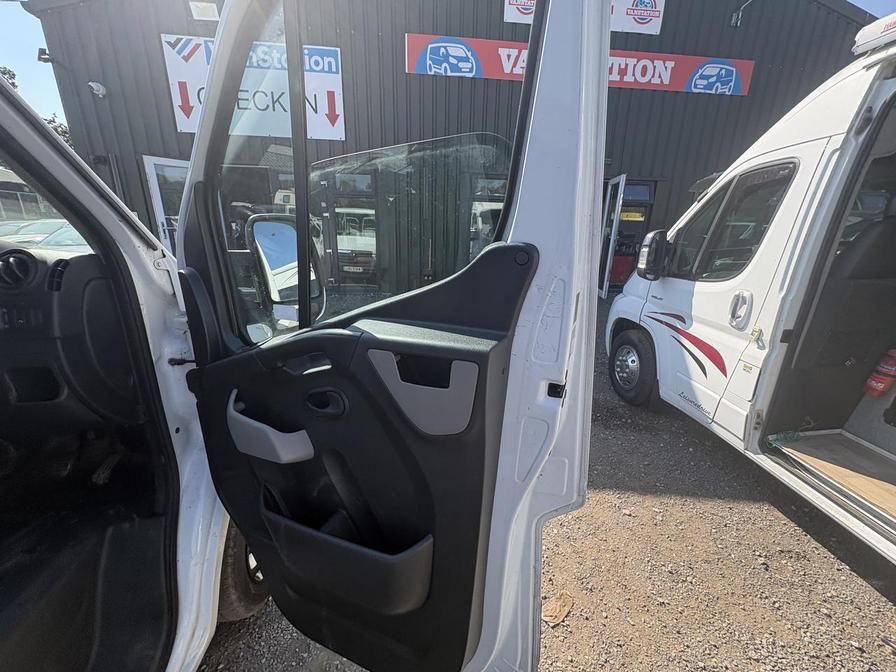 2013 Vauxhall Movano – Model: Movano F2800 L1H1 CDTi – WX13UHJ