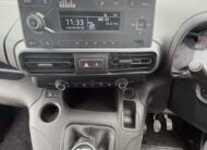 2021 Vauxhall Combo – Model: Combo 2300 Dynamic TD – DS21SZU