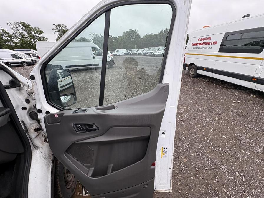 2020 Ford Transit – Model: Transit 290 Trend EcoBlue – YR70TTE