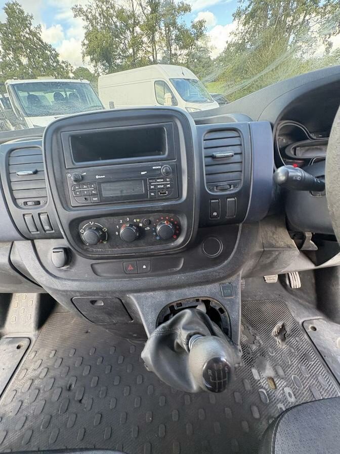 2014 Vauxhall Vivaro – Model: Vivaro  2700 CDTI – GL64HJG
