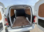 2020 Vauxhall Combo – Model: Combo 2300 Sportive TD S/S – DY70PZH