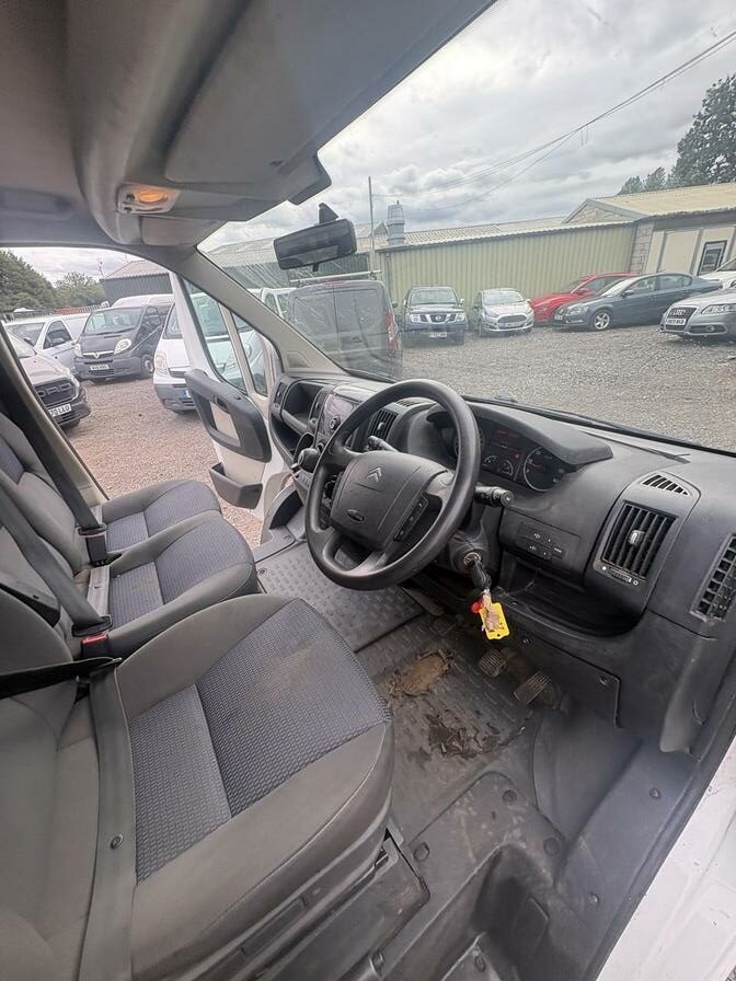 2014 Citroen Relay – Model: Relay 35 L3 Dropside HDi – LD14LLU