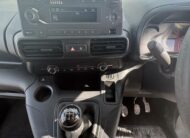 2021 Vauxhall Combo – Model: Combo 2300 Dynamic TD – DH21AUV