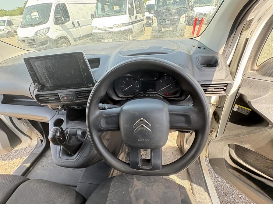 2020 Citroen Berlingo – Model: Berlingo 650 Enterprise Blue HDi S/S – SM70AEV