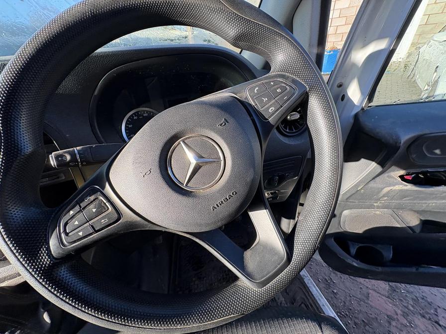 2020 Mercedes-Benz Vito – Model: Vito 110 Progressive CDi – NL70XHY