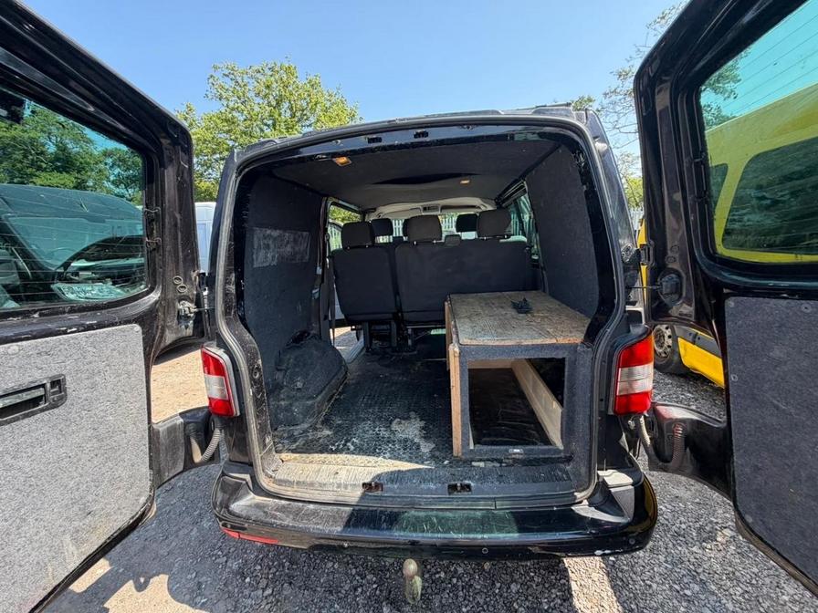 2014 Volkswagen Transporter – Model: Transporter T30 Trendline 180 TDI SWB – SY14UET