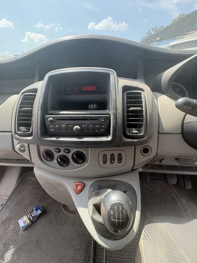 2012 Vauxhall Vivaro – Model: Vivaro 2700 CDTi 113 SWB – SA12UYO