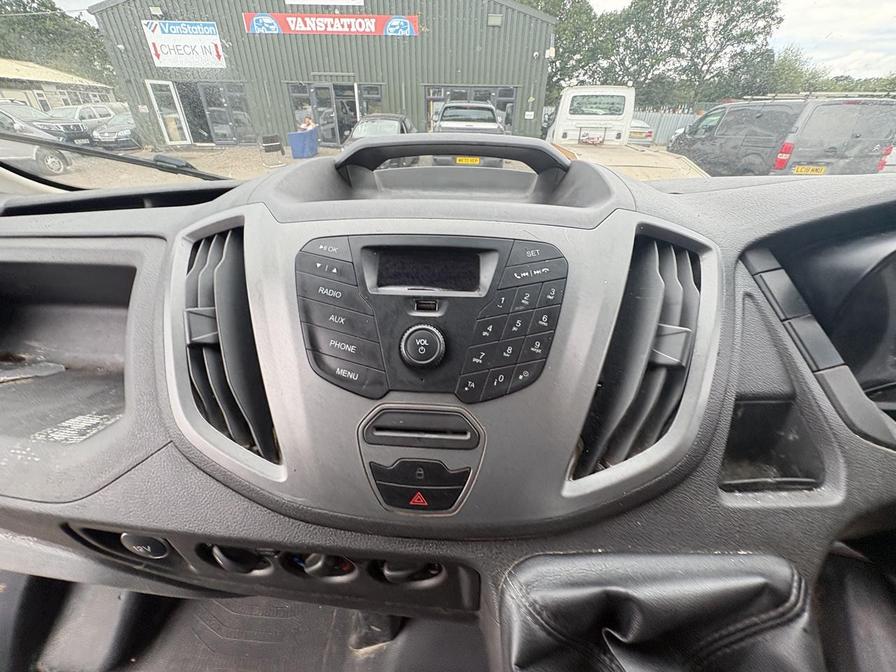 2018 Ford Transit – Model: Transit 350 – CV68BDY