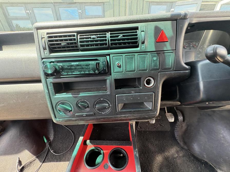 1997 Volkswagen Transporter – Model: 800 Special TD SWB – R204YTU