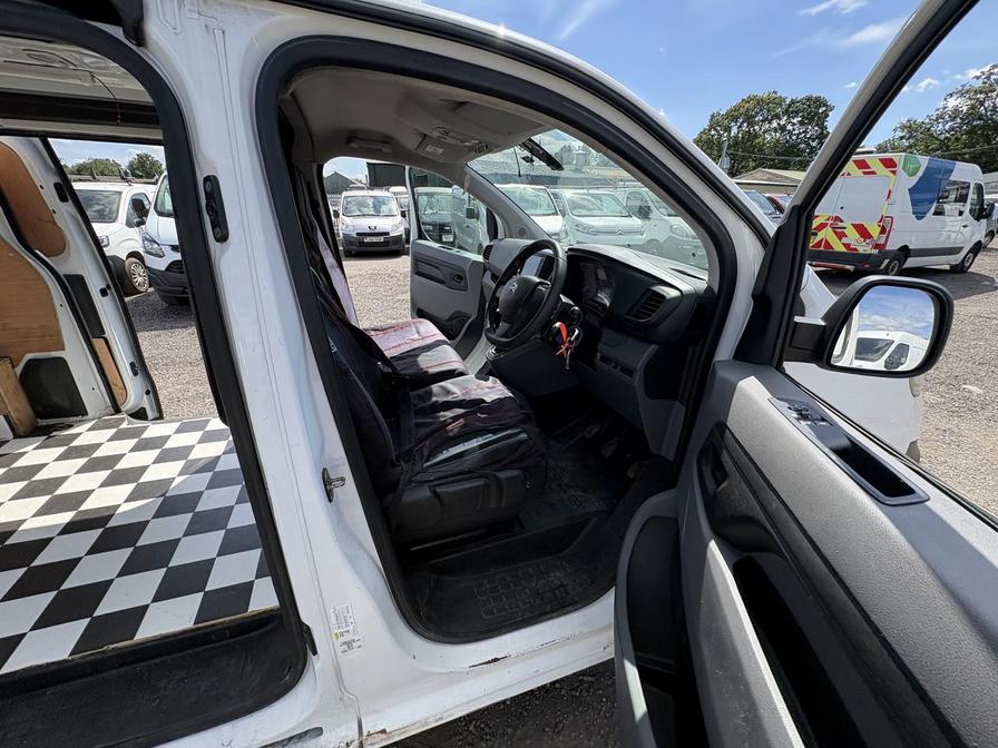 2020 Citroen Dispatch – Model: Dispatch 1000 Enterprise Blue HDi S/S – MK20XRS