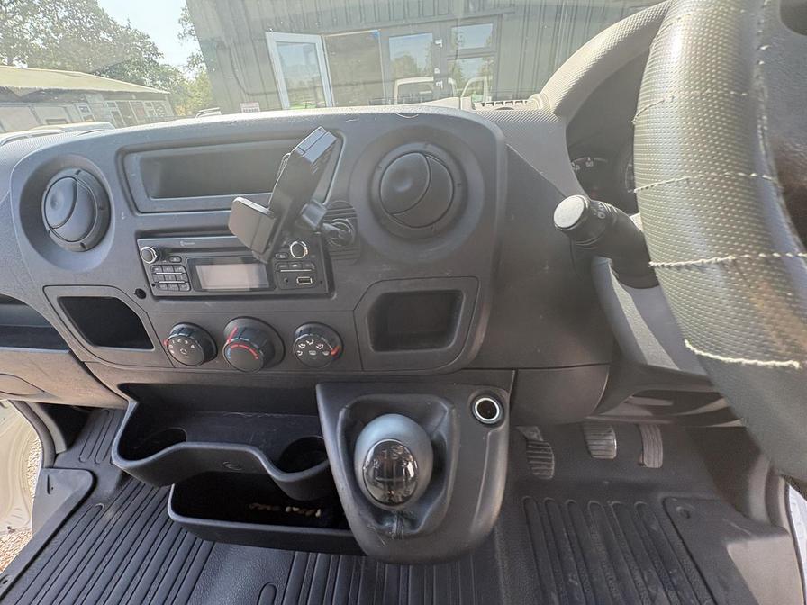 2013 Vauxhall Movano – Model: Movano F2800 L1H1 CDTi – WX13UHJ