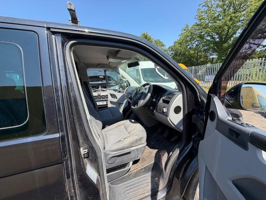 2014 Volkswagen Transporter – Model: Transporter T30 Trendline 180 TDI SWB – SY14UET