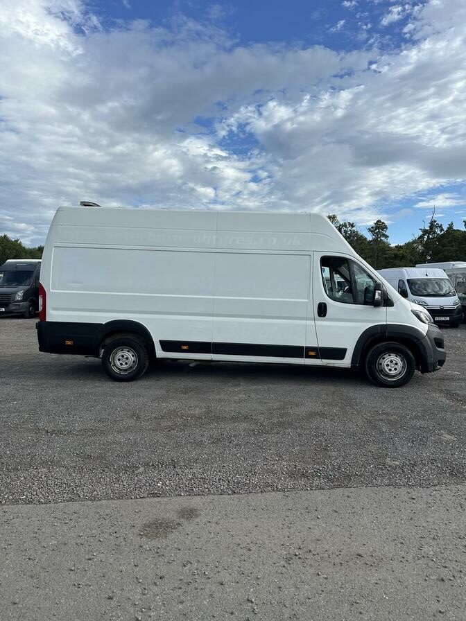 2020 Peugeot Boxer – Model: Boxer 435 Professional L4H3 Blue HDi – BJ70ODB