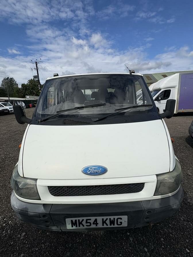 2004 Ford Transit – Model: Transit 350 LWB – MK54KWG