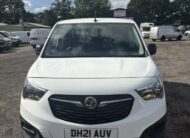 2021 Vauxhall Combo – Model: Combo 2300 Dynamic TD – DH21AUV