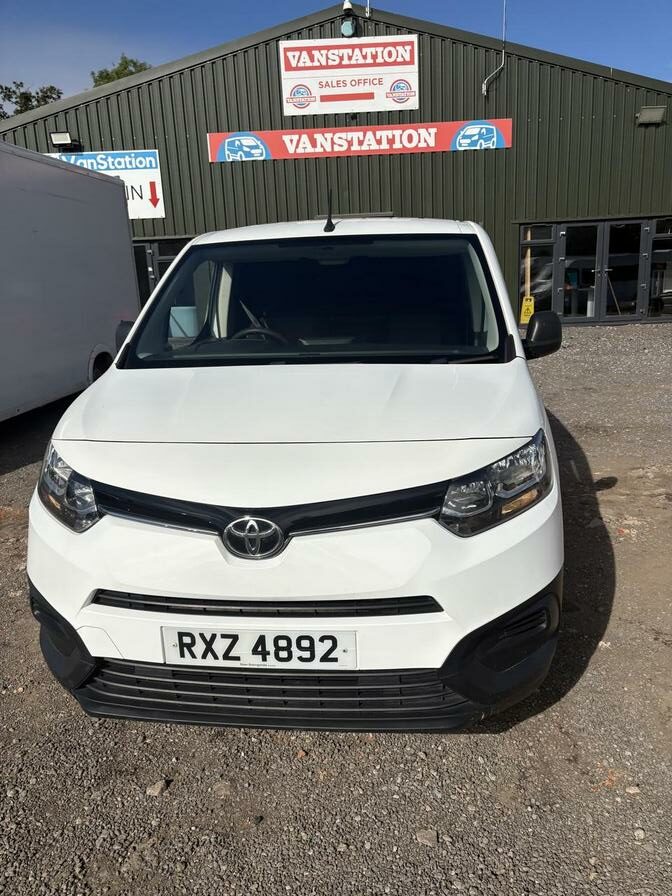 2022 Toyota Proace City – Model: Proace City Active – RXZ4892