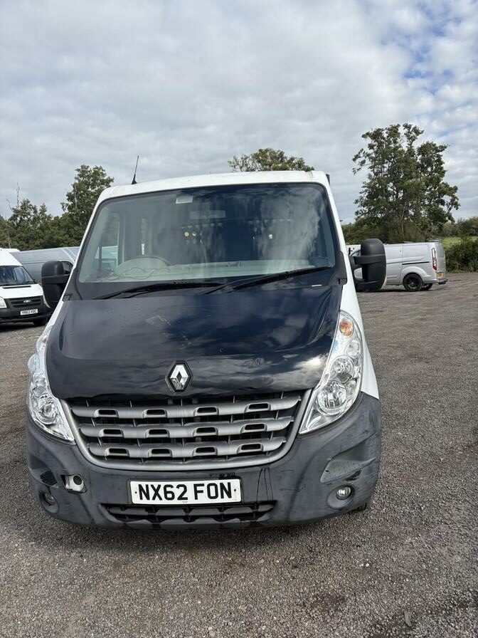 2012 Renault Master – Model: Master MLL35 dCi DRW – NX62FON