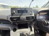 2020 Vauxhall Combo – Model: Combo 2300 Sportive TD S/S – DY70PZH