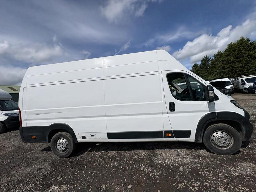2022 Citroen Relay – Model: Relay 35 Heavy L4H3 Enterprise Blue HDi S/S – KV22HTE
