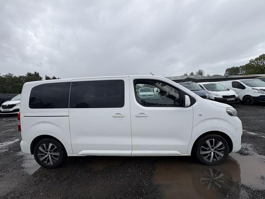 2022 Toyota Proace Verso – Model: Proace Verso Family L1 D-4D Auto – GV71OCK