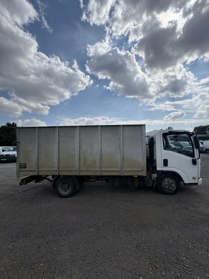 2015 Isuzu Grafter – Model: Grafter N35.120 – RK15WTE