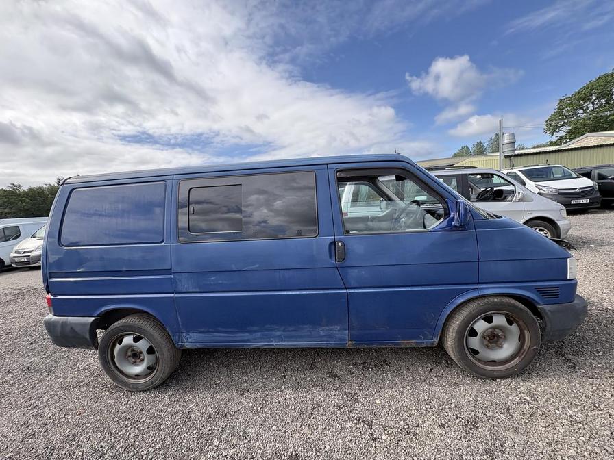 2001 Volkswagen Transporter – Model: 800 Special TD SWB – YC51HVU