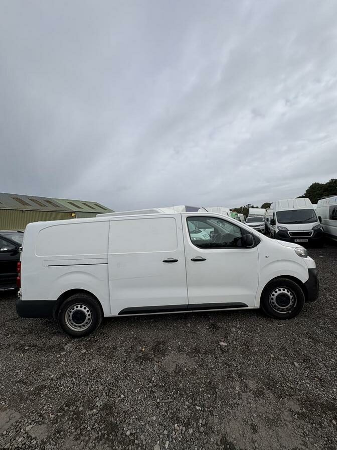 2018 Peugeot Expert – Model: Expert Professional Long Blue HDi – KY68KCA